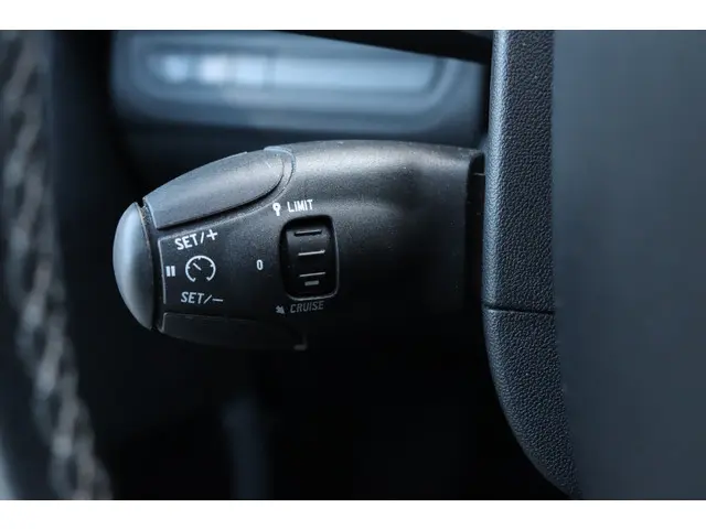 Peugeot 2008 1.2 Automaat Allure 2016 Benzine 13