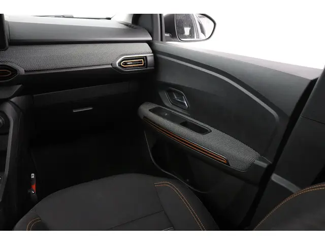 Dacia Sandero Stepway 1.0 TCe 90 Comfort 2023 Benzine 8