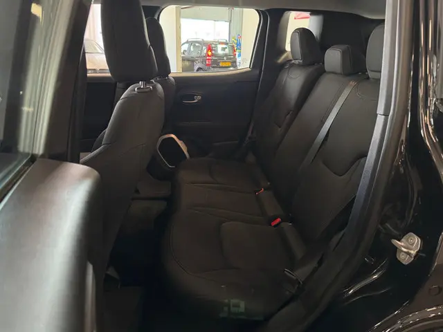 Jeep Renegade 1.4 MultiAir Longitude 2018 Benzine 11