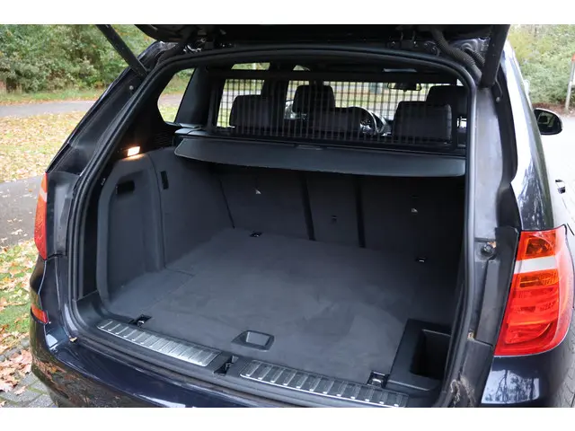 BMW X3 xDrive35i High Executive 2015 Benzine 46