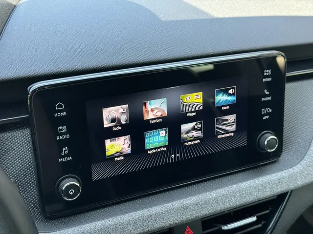 Škoda Kamiq 1.0 TSI Selection DSG 110 pK 2024 Benzine 22