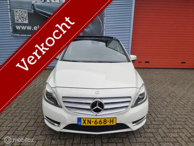 Mercedes-Benz B-Klasse 200 Automaat 2012 Benzine 38