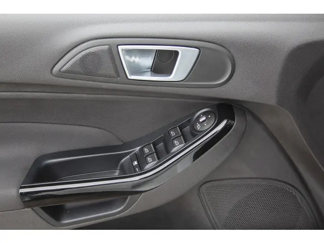 Ford Fiesta 1.0 EcoBoost 126 Pk Titanium 2014 Benzine 32