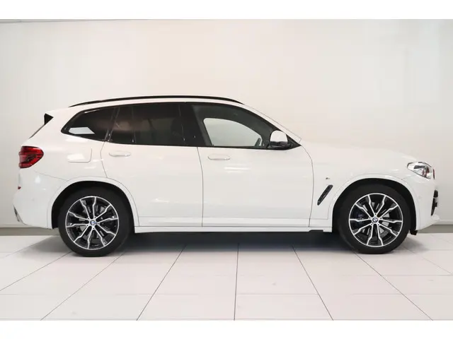 BMW X3 xDrive30i High Executive 2020 Benzine 20