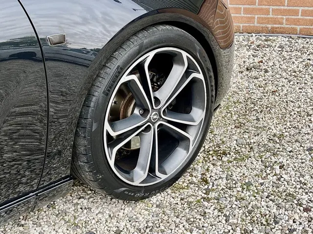 Opel Astra GTC 1.6 Turbo Sport - OPC Pakket 2012 Benzine 35