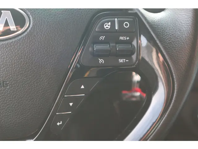 Kia cee'd 1.0 T-GDi DynamicLine 2016 Benzine 16