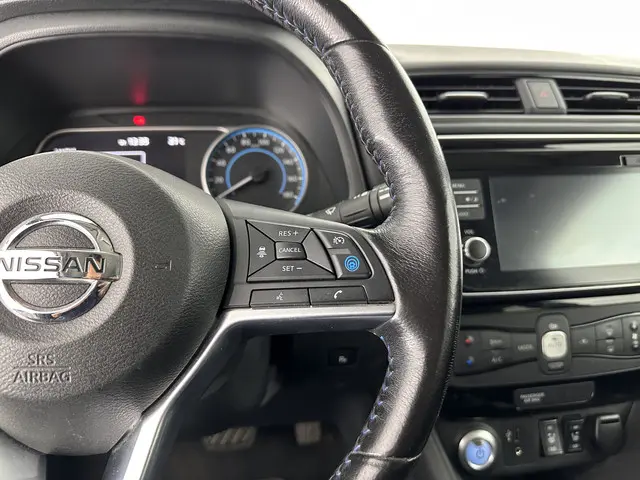 Nissan Leaf 2.ZERO EDITION 40 kWh 2018 Elektrisch 18