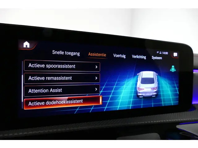 Mercedes-Benz CLA 250 e AMG Line 2023 Hybride Benzine 39