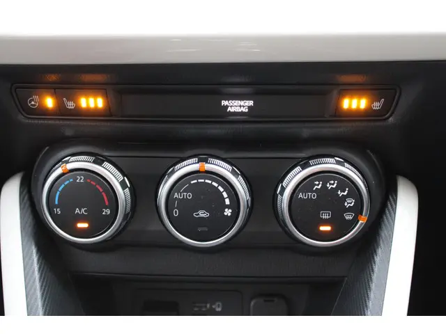 Mazda 2 1.5 e-SkyActiv-G 90 Exclusive-Line 2025 Benzine 24