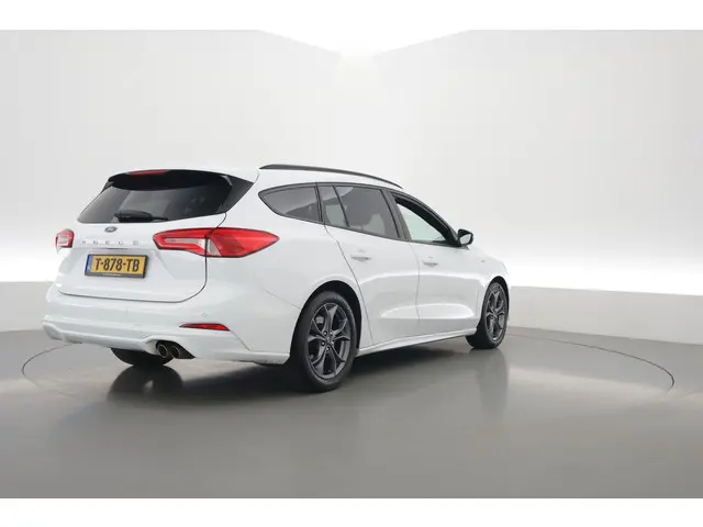 Ford Focus Wagon 1.0 EcoBoost ST Line 2019 Benzine 2