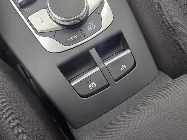 Audi A3 Cabriolet 1.4 TFSI Sp. Cab Ed. 2017 Benzine 9