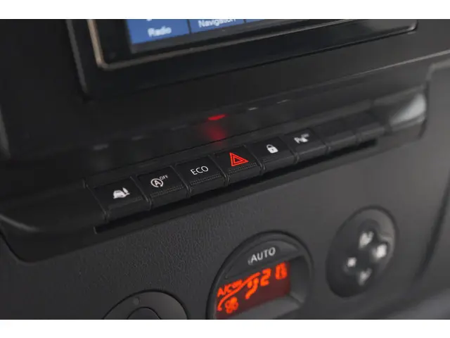 Opel Movano 2.3 Turbo L2H2 DC 2022 Diesel 39