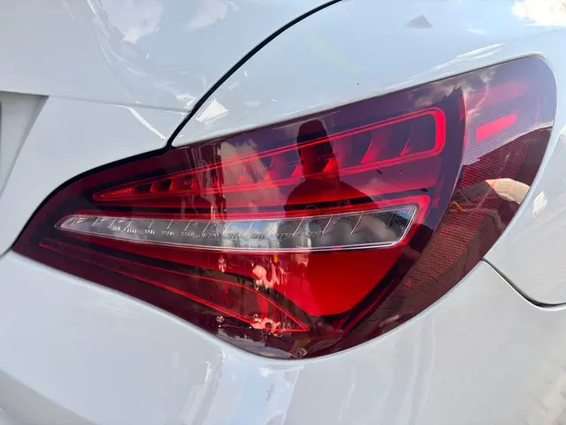 Mercedes-Benz CLA 180 AMG EDITION PANO NAP 2017 Benzine 13