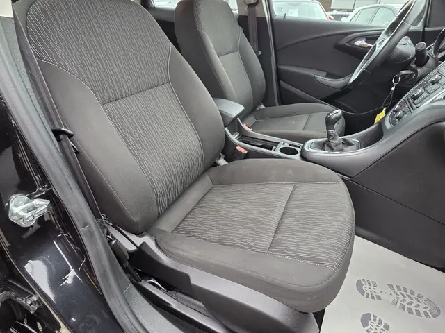 Opel Astra 1.4 Turbo NIEUW DISTRUB KETTING 2015 Benzine 11