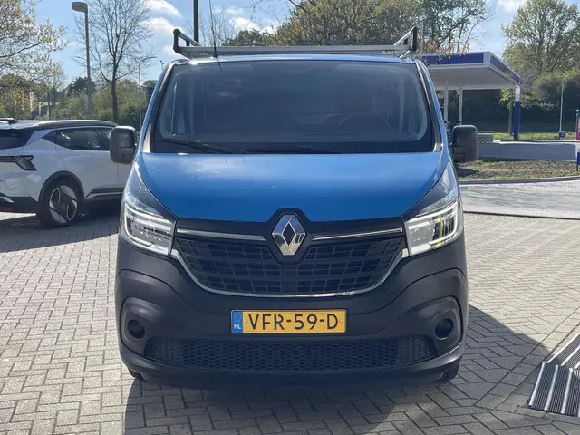 Renault Trafic 1.6 dCi 95 T27 L1H1 Comfort 2020 Diesel 12
