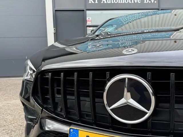 Mercedes-Benz CLA 2