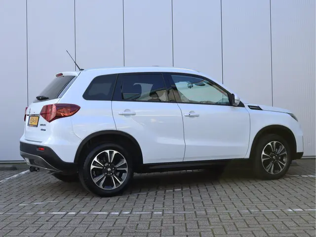 Suzuki Vitara 1.4 Boosterjet Style 2022 Hybride Benzine 5