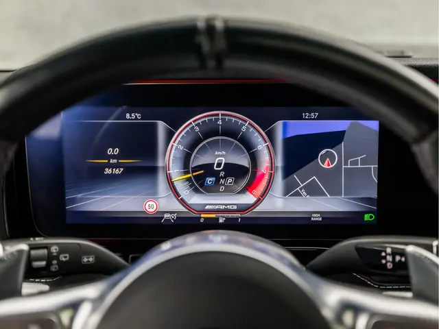 Mercedes-Benz G-Klasse 63 AMG 2020 Benzine 24