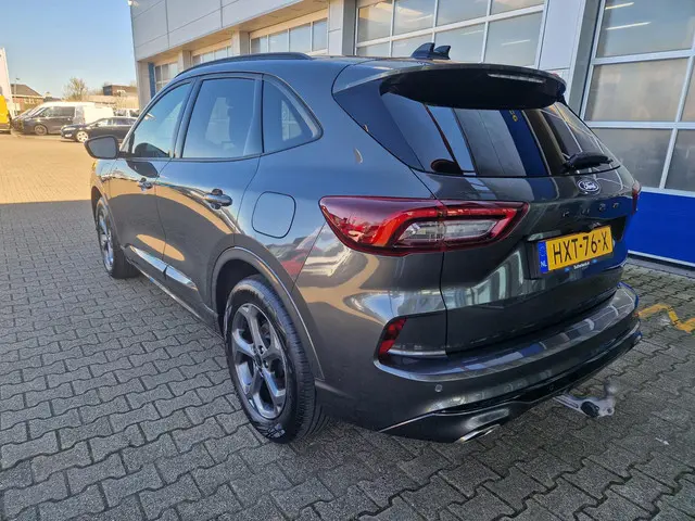 Ford Kuga 2.5 PHEV ST-Line 2025 Hybride Benzine 3