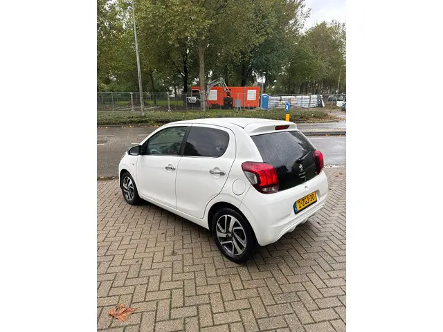 Peugeot 108 1.0 e-VTi Première 2015 Benzine 3