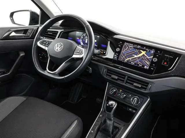 Volkswagen Polo 1.0 TSI 95pk Life 2023 Benzine 28