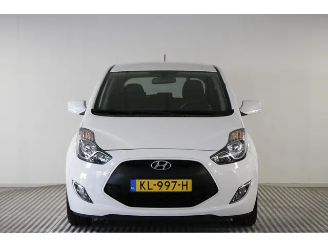 Hyundai ix20 1.4i Go! 2016 Benzine 26