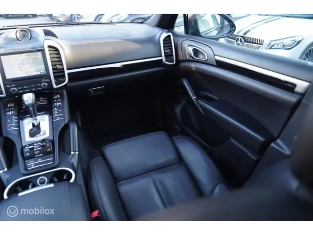 Porsche Cayenne 3.6 S 2015 Benzine 17