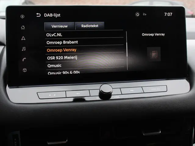 Nissan QASHQAI 1.3 MHEV Xtronic N-Connecta 2024 Benzine 22