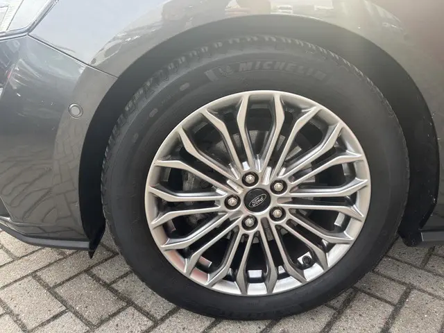 Ford Focus 1.0 EcoBoost Titanium Business 2018 Benzine 8