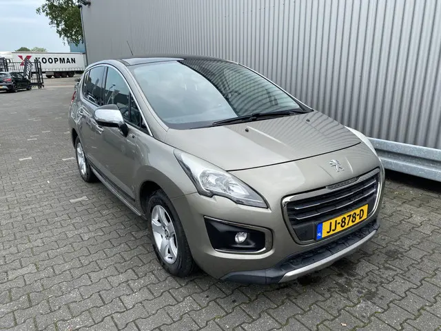 Peugeot 3008 1.6 THP Style 2015 Benzine 16