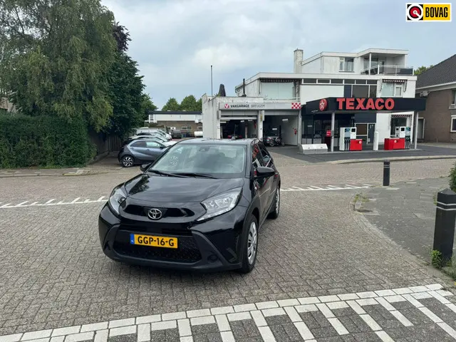 Toyota Aygo X 1.0 VVT-i S-CVT Play 2023 Benzine