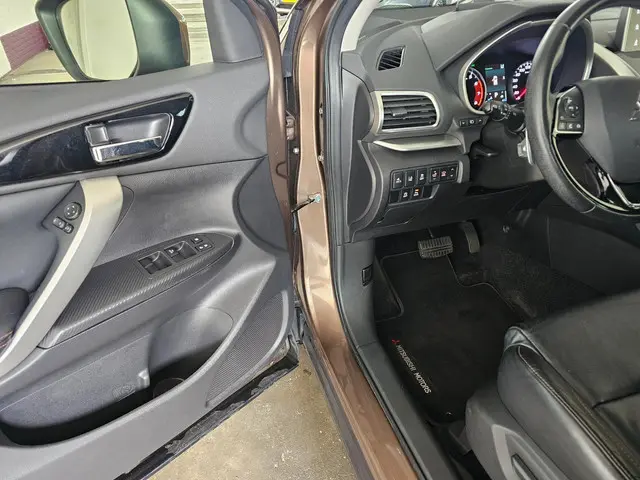 Mitsubishi Eclipse Cross 1.5 DI-T Instyle 2019 Benzine 15