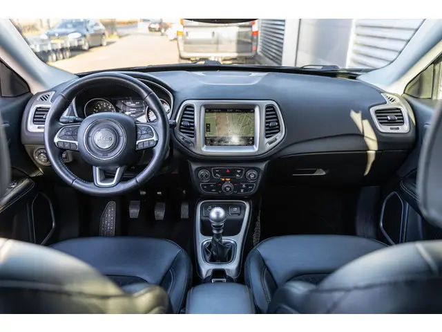 Jeep Compass 2
