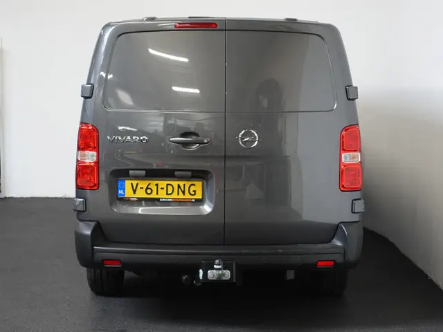 Opel Vivaro 145PK Automaat L3H1 2024 Diesel 4