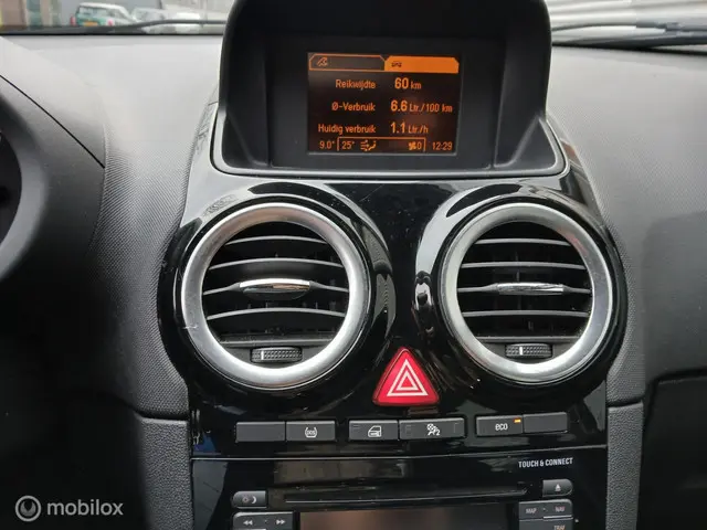 Opel Corsa 1.2 -16V Design Edition 2014 Benzine 20