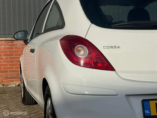 Opel Corsa 1.2 EcoFlex Cosmo |Airco | Carplay 2014 Benzine 33
