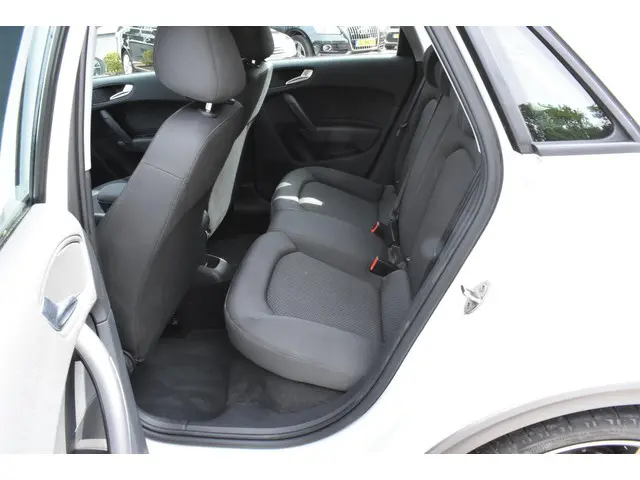 Audi A1 Sportback 1.0 TFSI Active 2018 Benzine 13