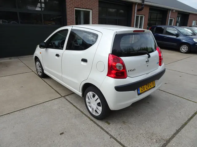 Nissan Pixo 1.0 Visia 2013 Benzine 7