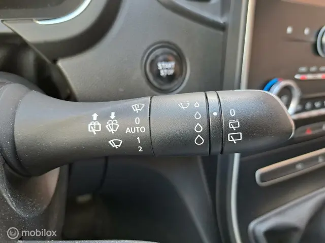 Renault Scénic 1.2 TCe Intens 2017 Benzine 28