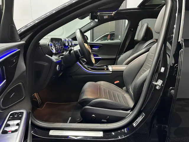 Mercedes-Benz C-Klasse 200 AMG C63 pakket 2023 Benzine 7