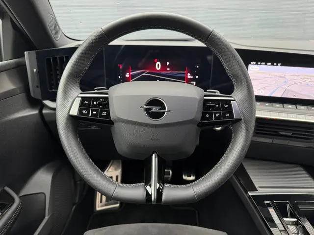 Opel Astra 1.2 Ultimate 2024 Benzine 12