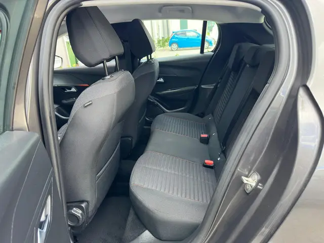 Peugeot 208 1.2 PureTech Active 2020 Benzine 17