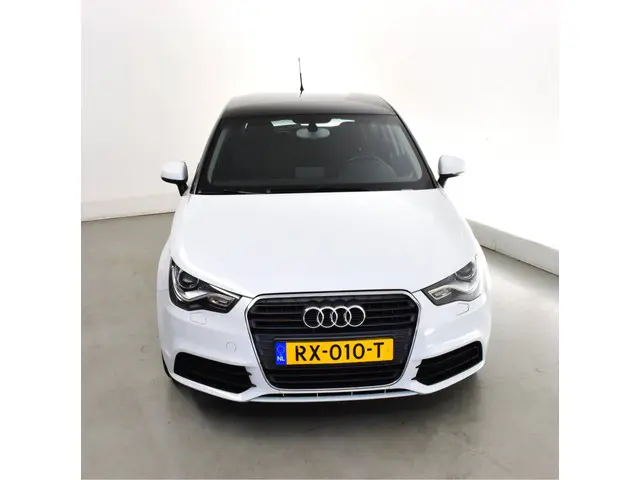 Audi A1 1.2 TFSI Sportback: 2014 Benzine 15