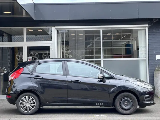 Ford Fiesta 1.0 Style 2015 Benzine 8