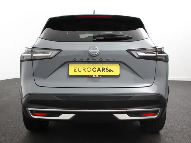 Nissan QASHQAI 1.3 MHEV Automaat N-Connecta 2025 Benzine 4