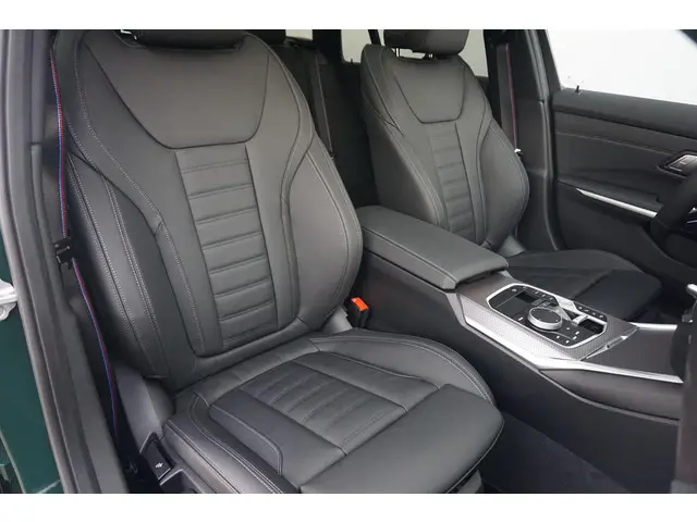 BMW 3 Serie Touring 330e 2026 Hybride Benzine 8