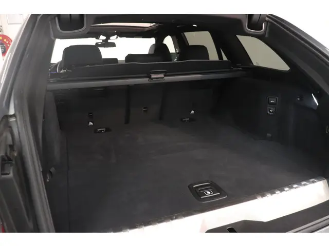 BMW 5 Serie Touring 530e M-Sport 2024 Hybride Benzine 9