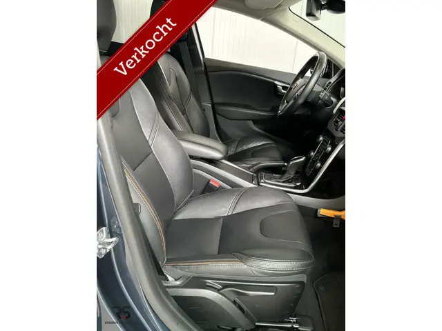 Volvo V40 Cross Country 1.5 T3 Polar+ Luxury 2019 Benzine 46