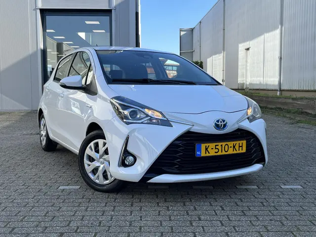Toyota Yaris 1.5 Hybrid Active 2019 Hybride Benzine 26