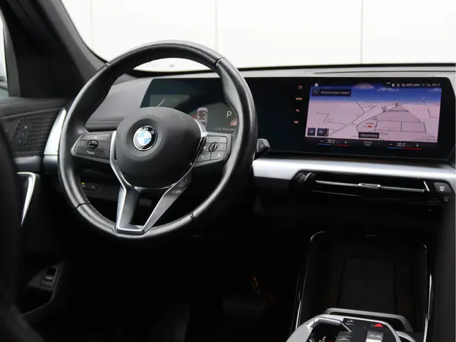 BMW X1 sDrive18i 2023 Benzine 18